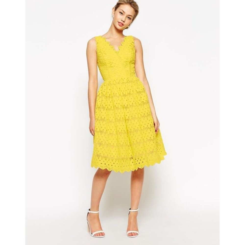 Chi Chi London‎ Scallop Full midi dress yellow size 14